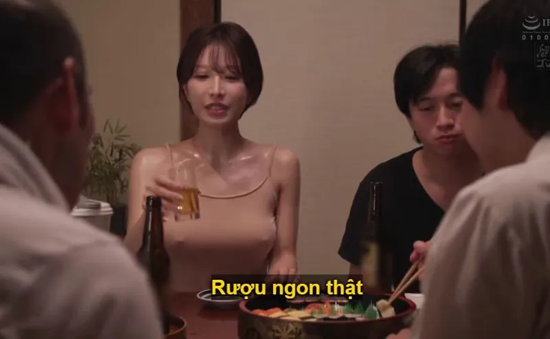 Bà xã gạ làm tình cả gia đình ông chồng vì ông chồng dẫn về quê rồi bỏ bê nứng lồn sml